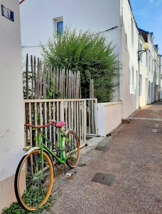 Le Studio D'En O, Au Coeur De La Haute Ville De Pornic. Exterior foto